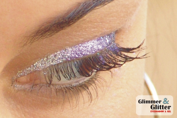 GLIMMER & GLITTER Eyeshadow
Argent - Lavande - Anthracite